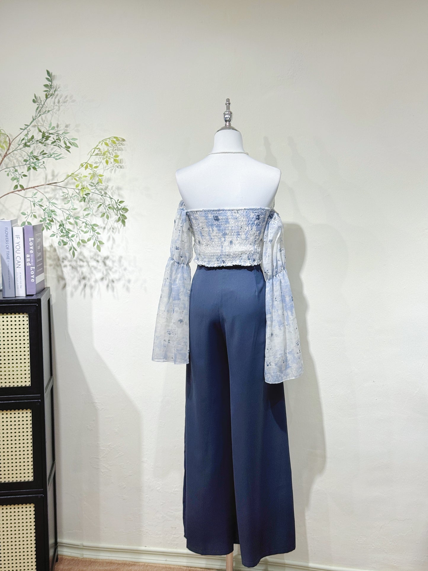 Off-Shoulder Chiffon Flare Sleeve Crop Top