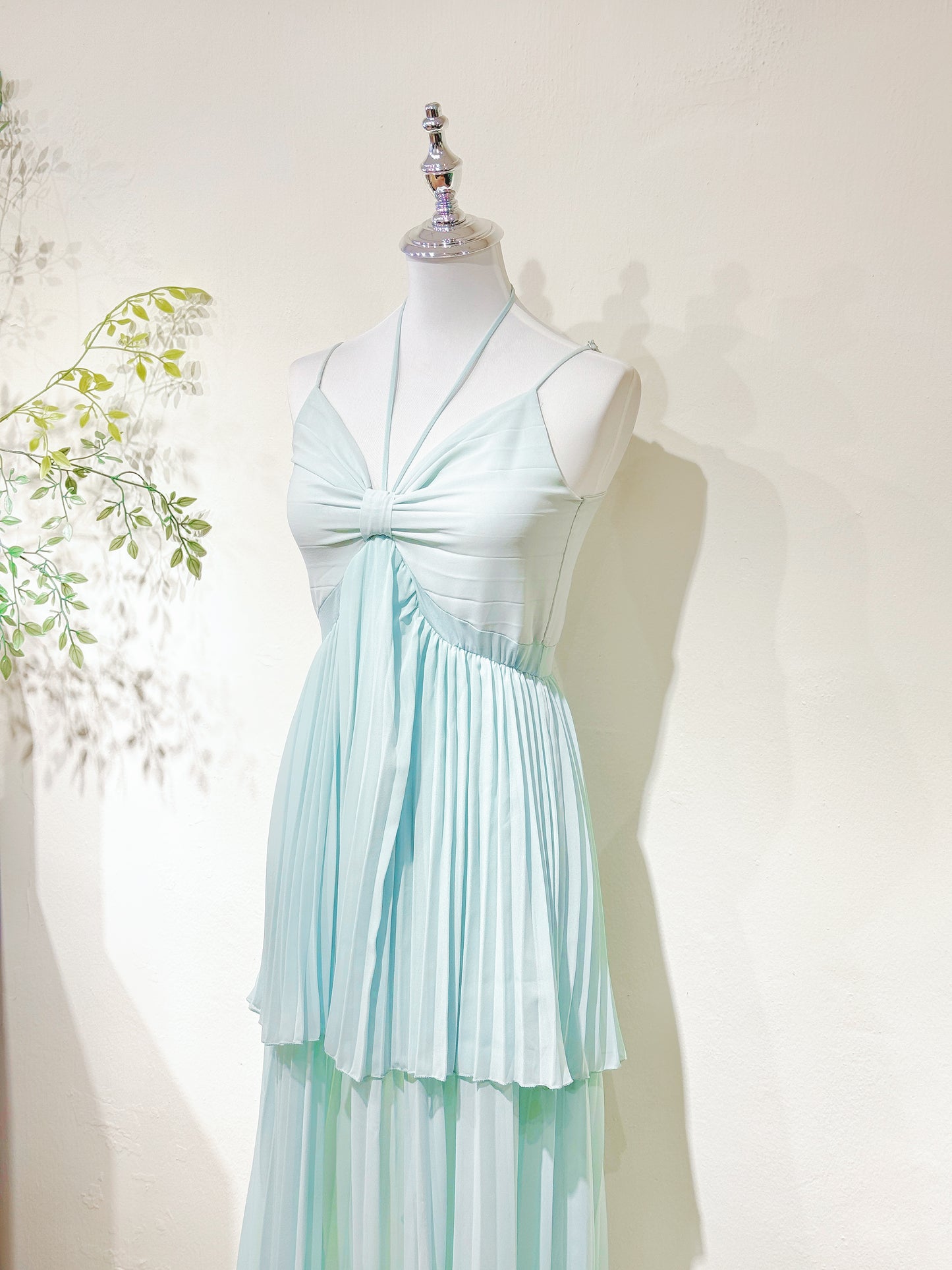 Halter V-Neck Pleated Chiffon Dress