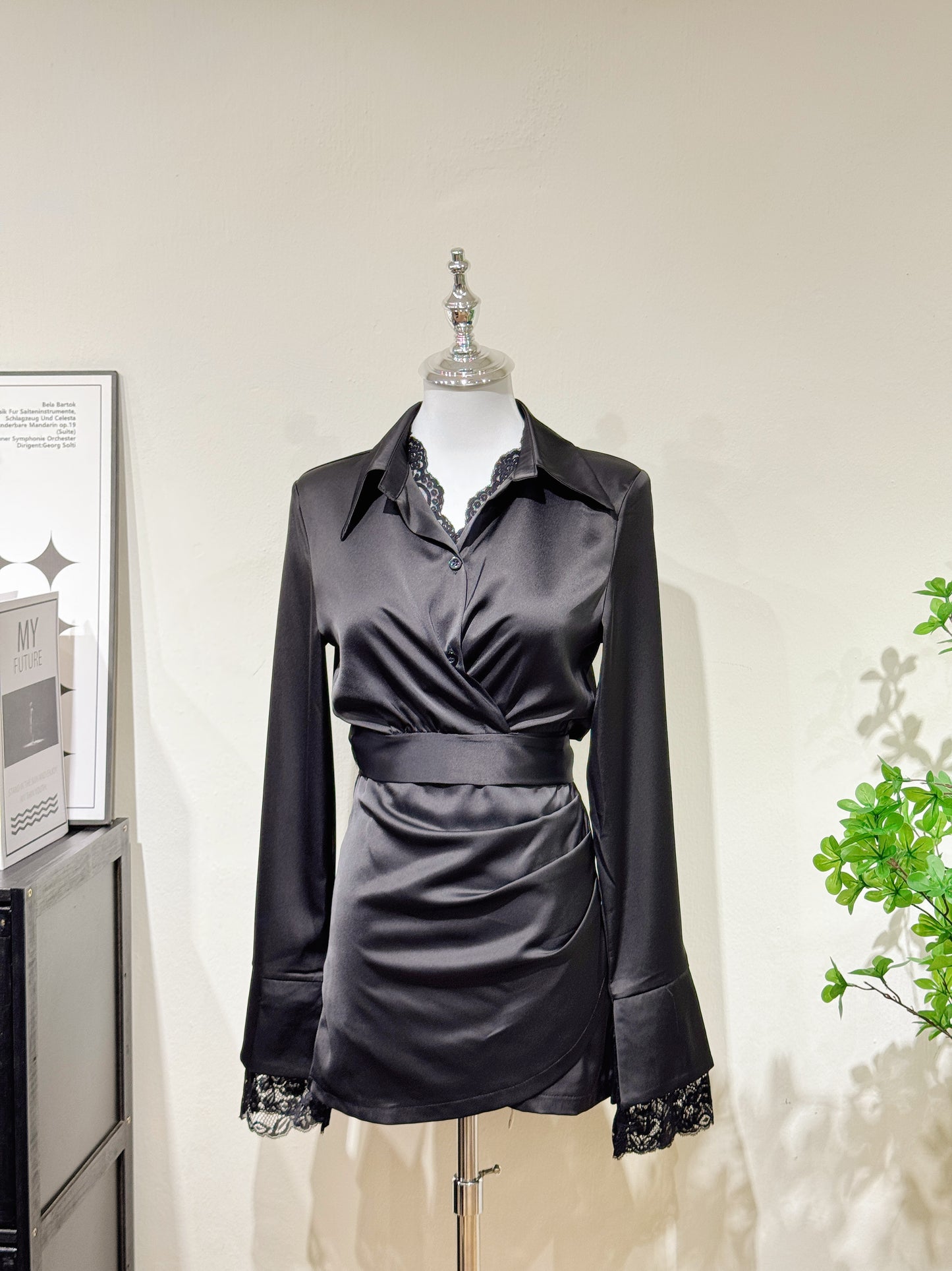 Silk With Lace Elegant Set