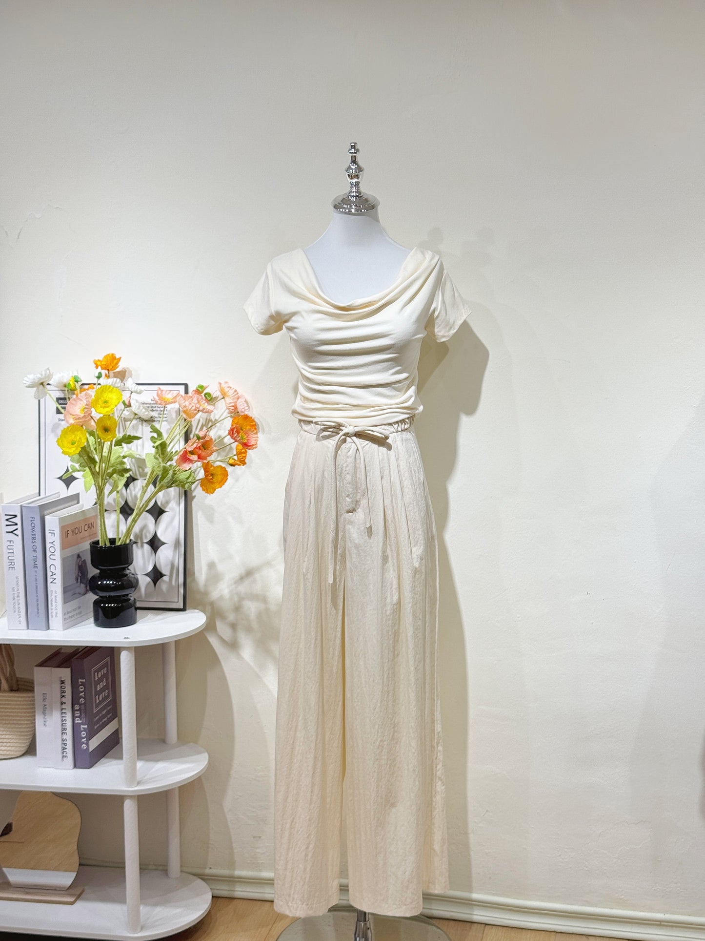 Plain One-Shoulder Tee