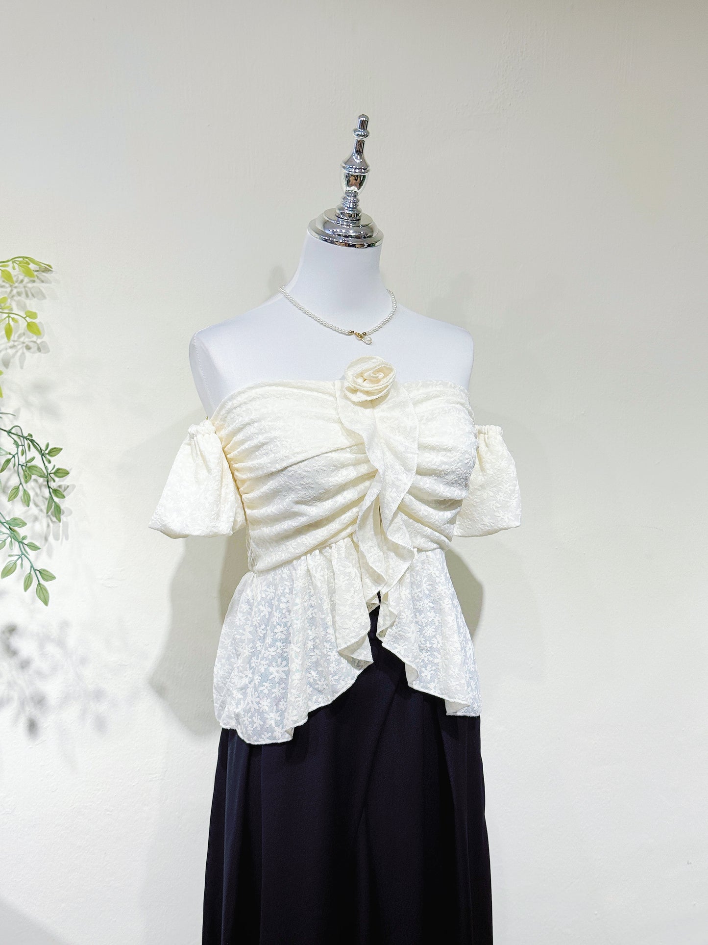 Lace Off-Shoulder Ruffle Blouse