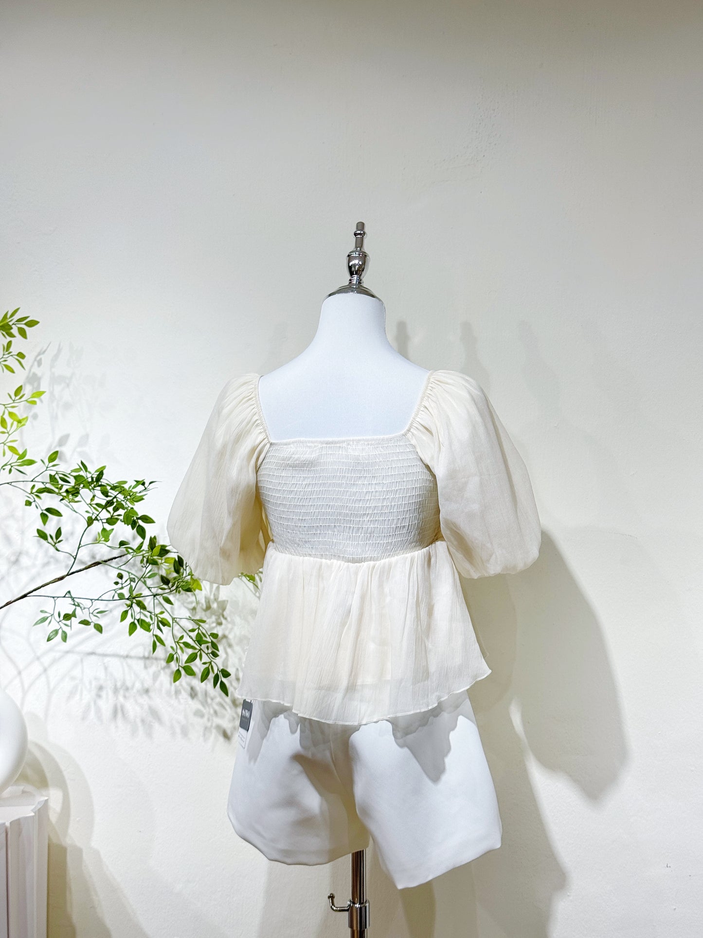 Beige Chiffon Puff Sleeve Top
