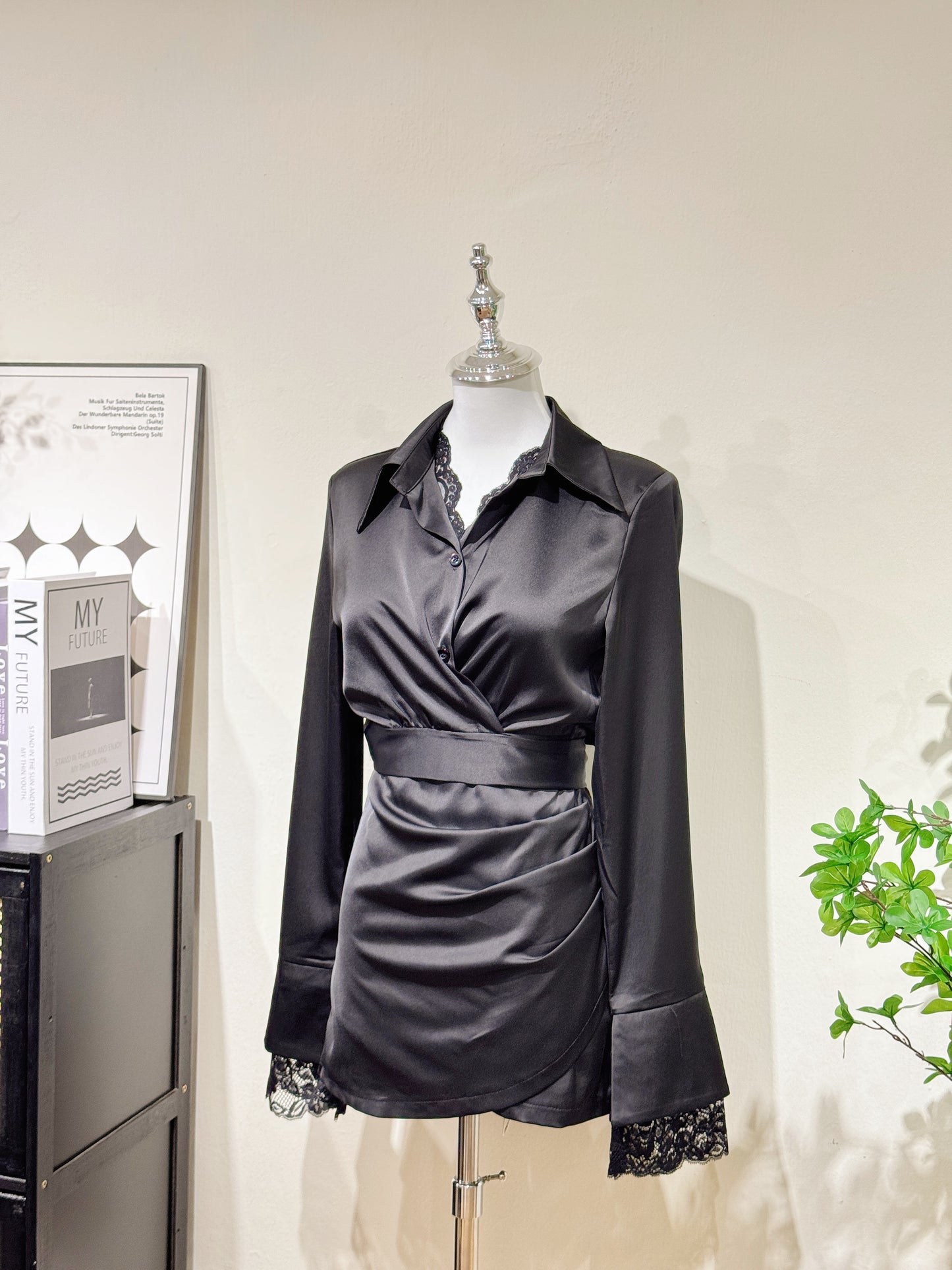Silk With Lace Elegant Set