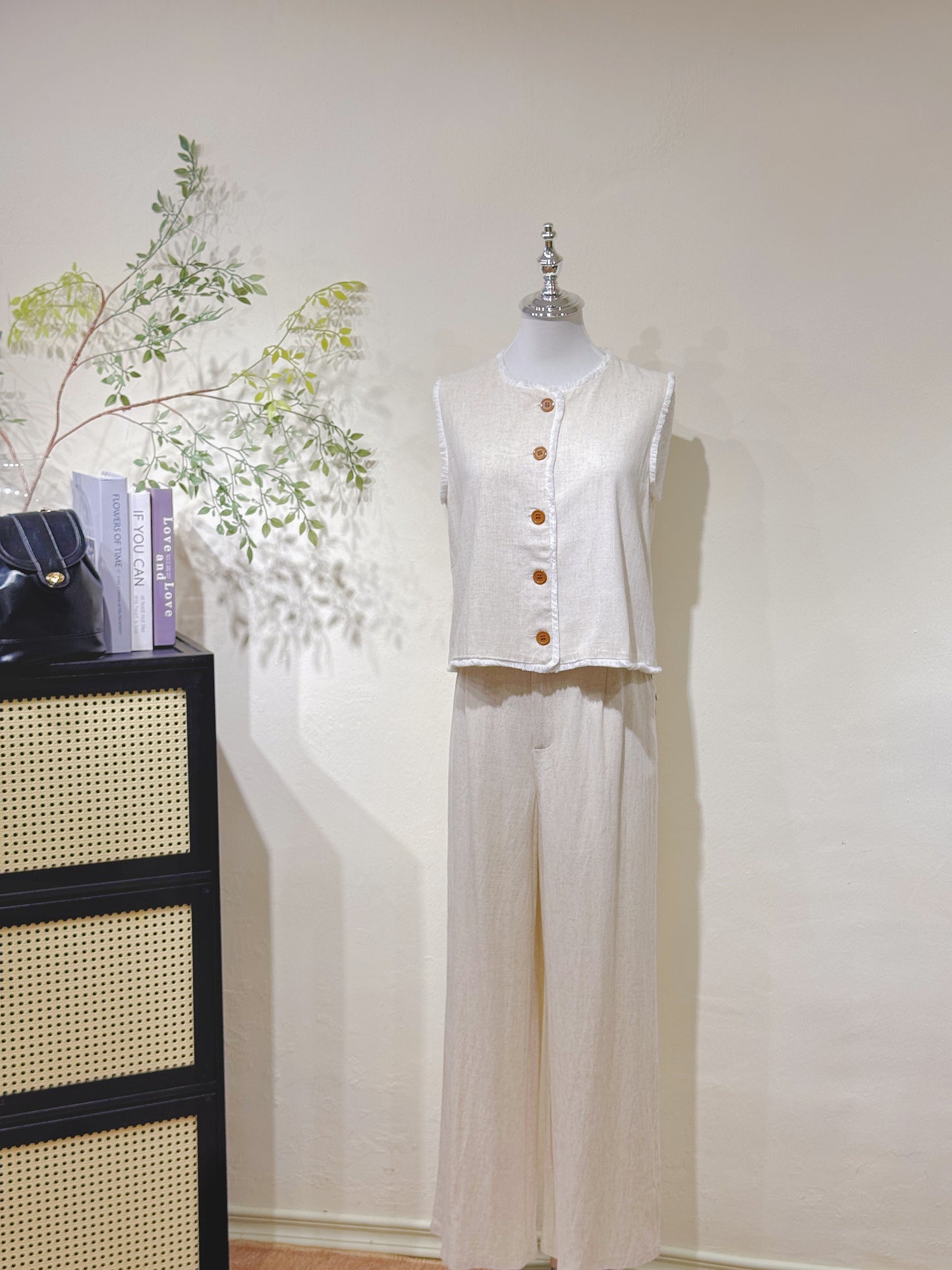 Linen Tassel Set