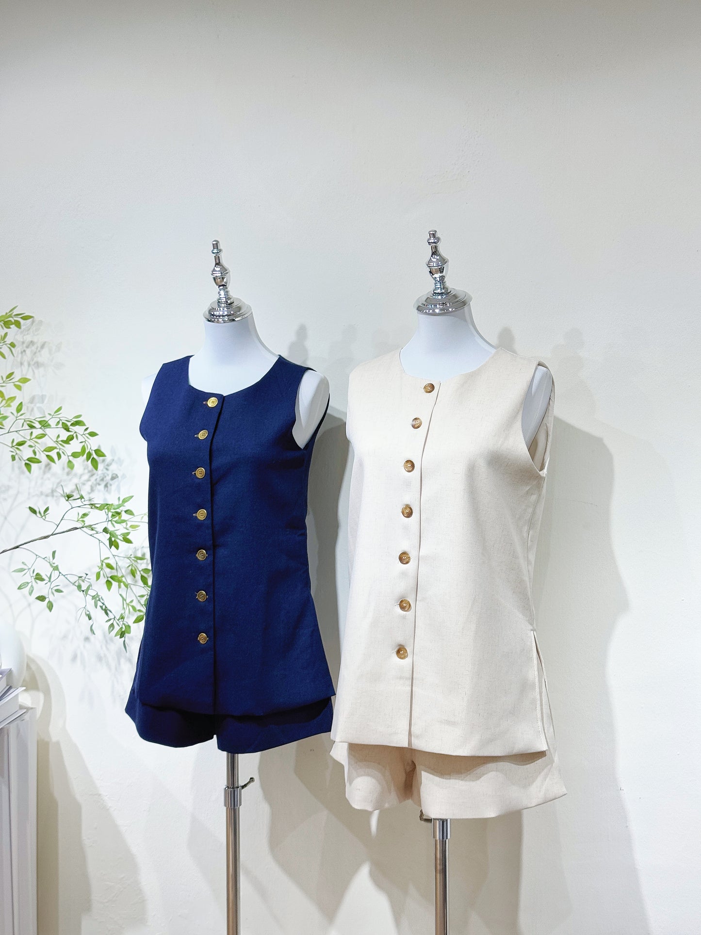 Premium Minimalist Sleeveless Casual Set