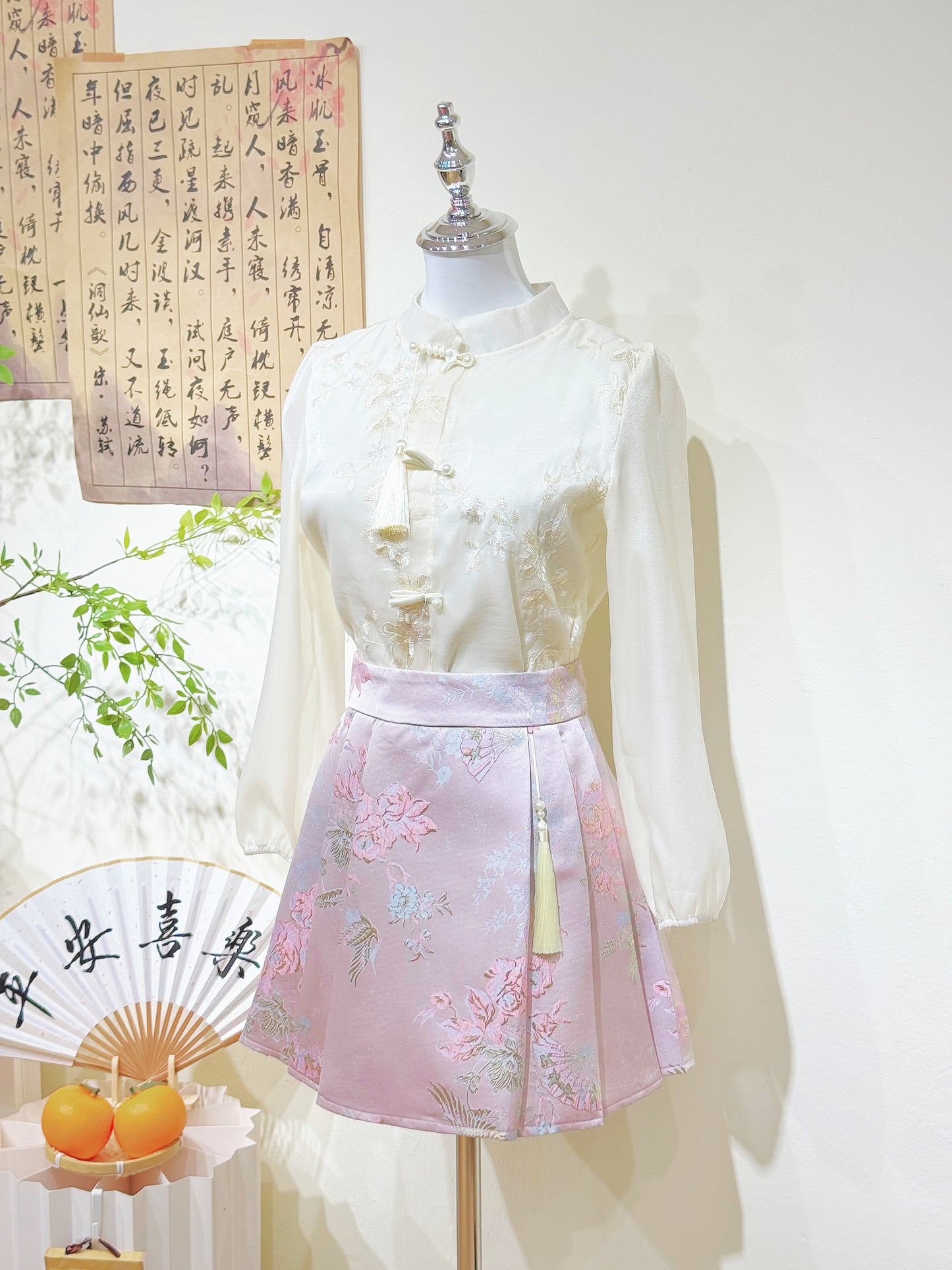 Jacquard Satin Pleated Skort