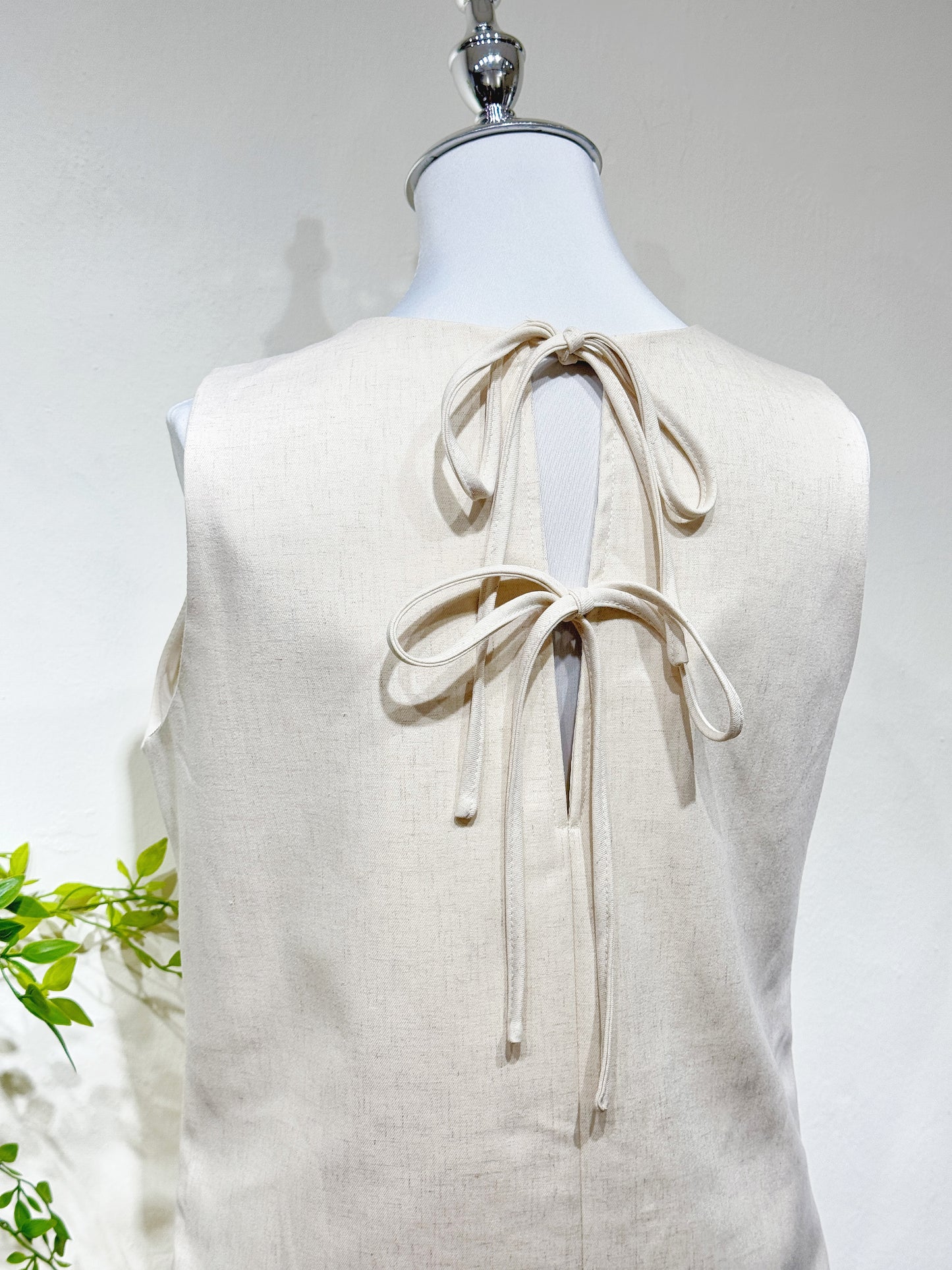 Premium Minimalist Sleeveless Casual Set