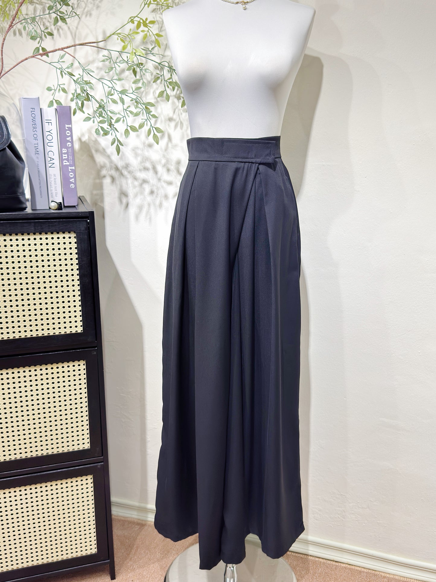 Adjustable Wide-Leg Pants
