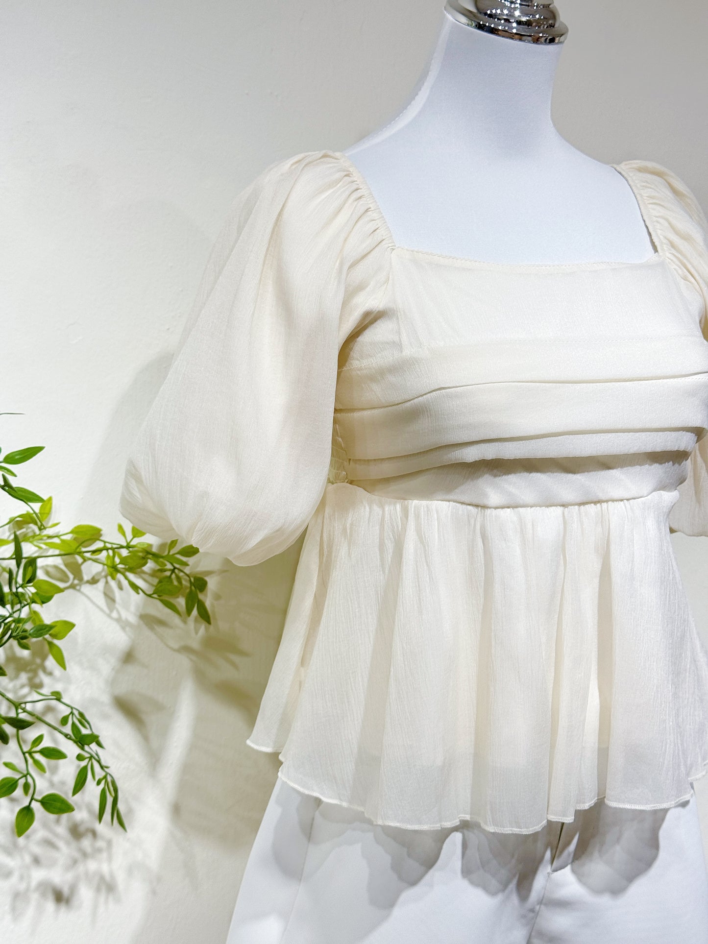 Beige Chiffon Puff Sleeve Top