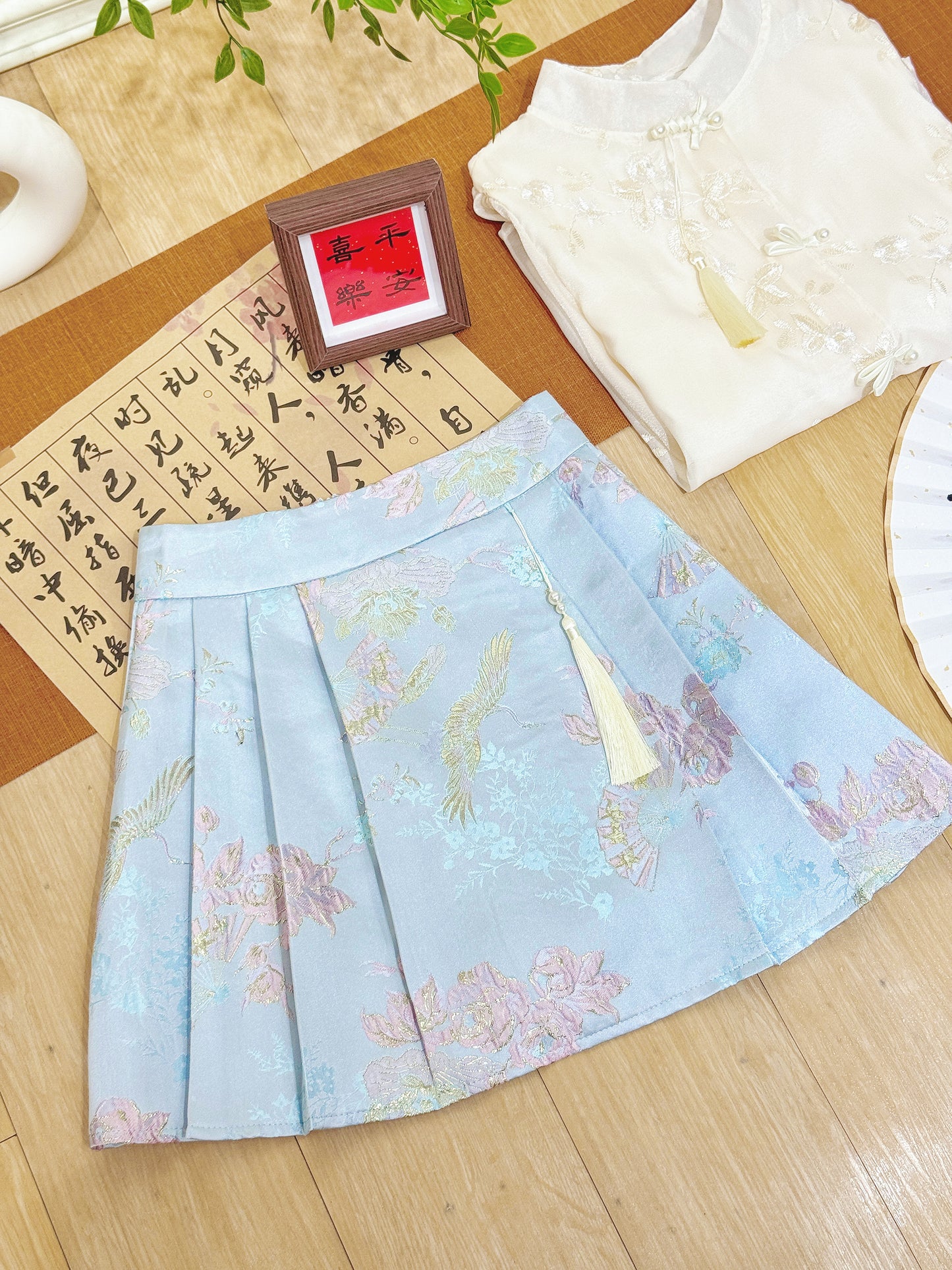 Jacquard Satin Pleated Skort