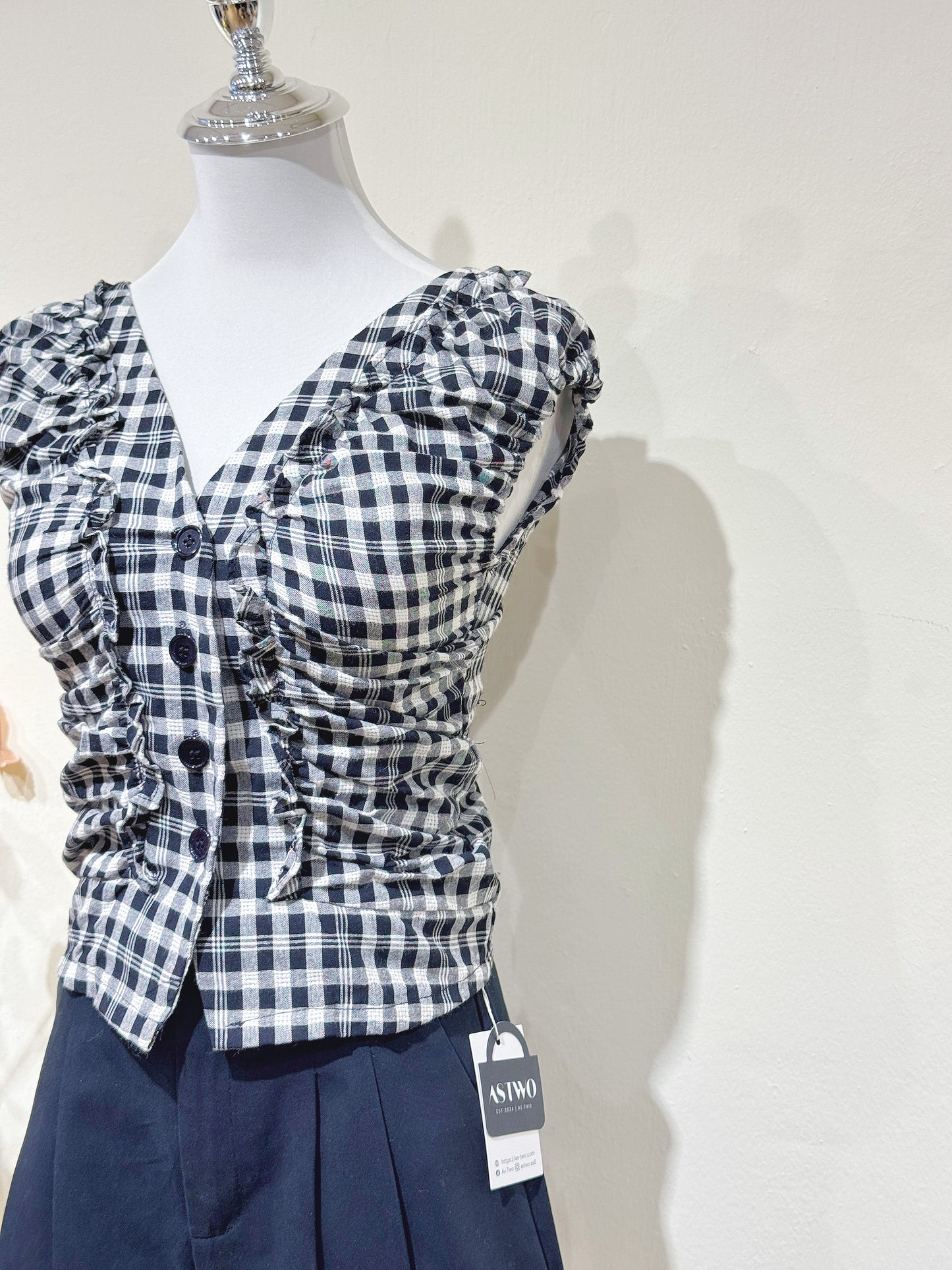 Checkered Puff Shoulder Blouse