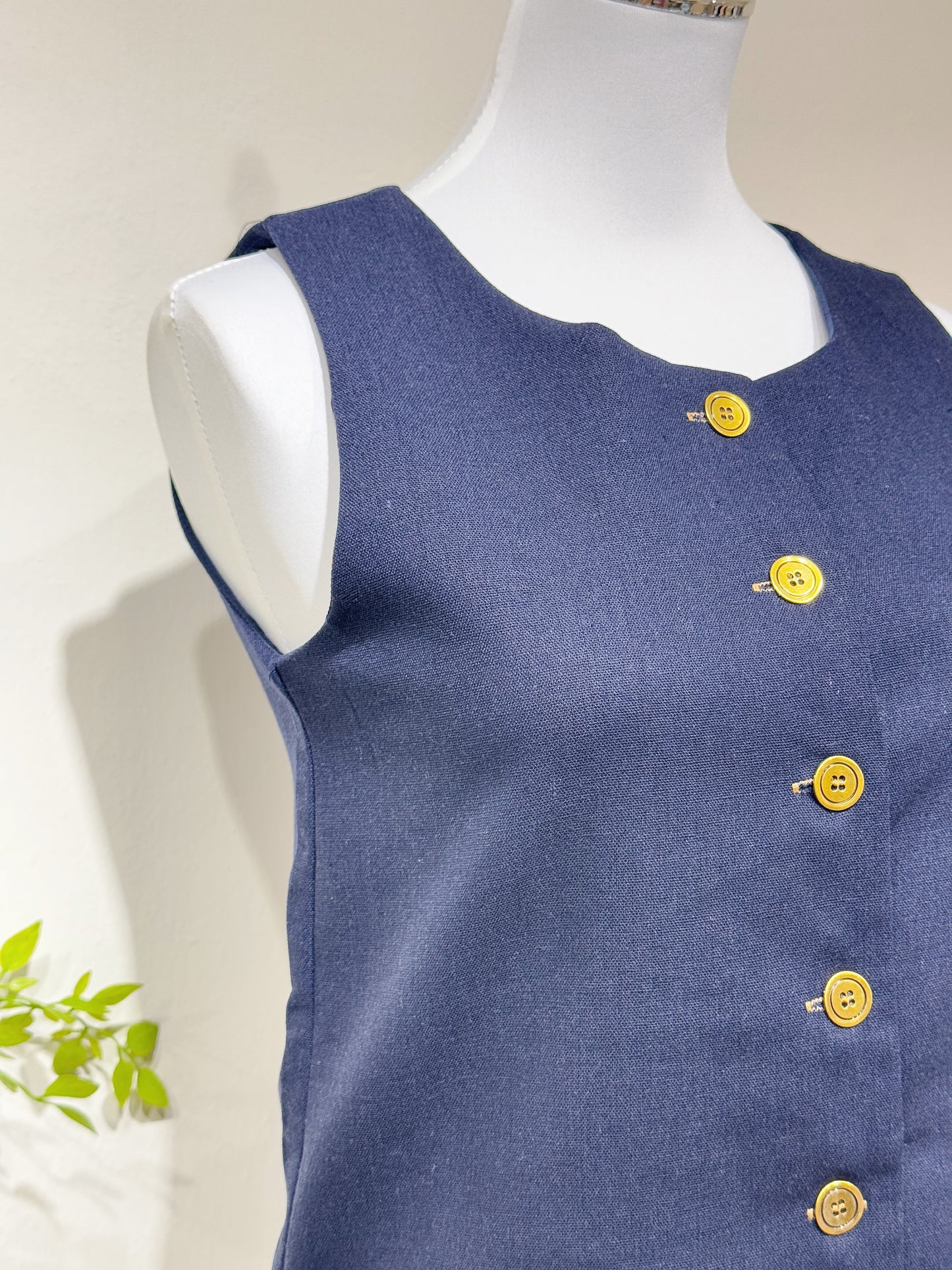 Premium Minimalist Sleeveless Casual Set