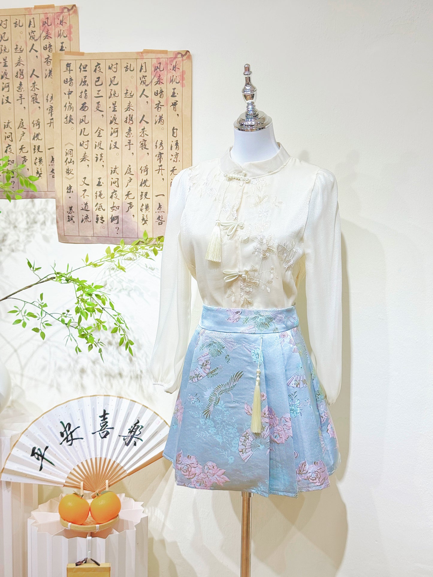 Jacquard Satin Pleated Skort