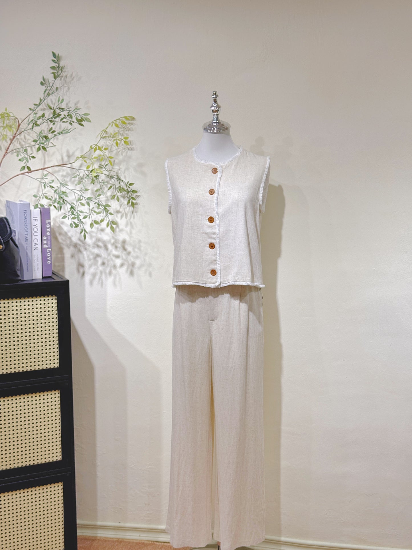 Linen Tassel Set