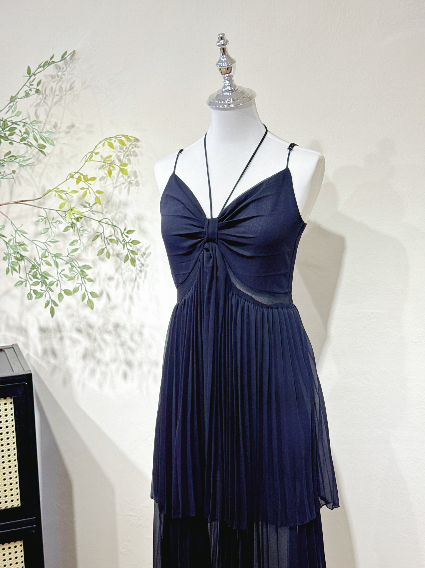 Halter V-Neck Pleated Chiffon Dress