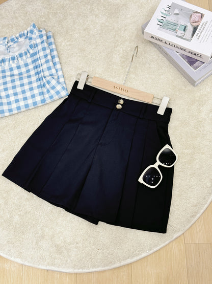 Tailored Pleat Shorts