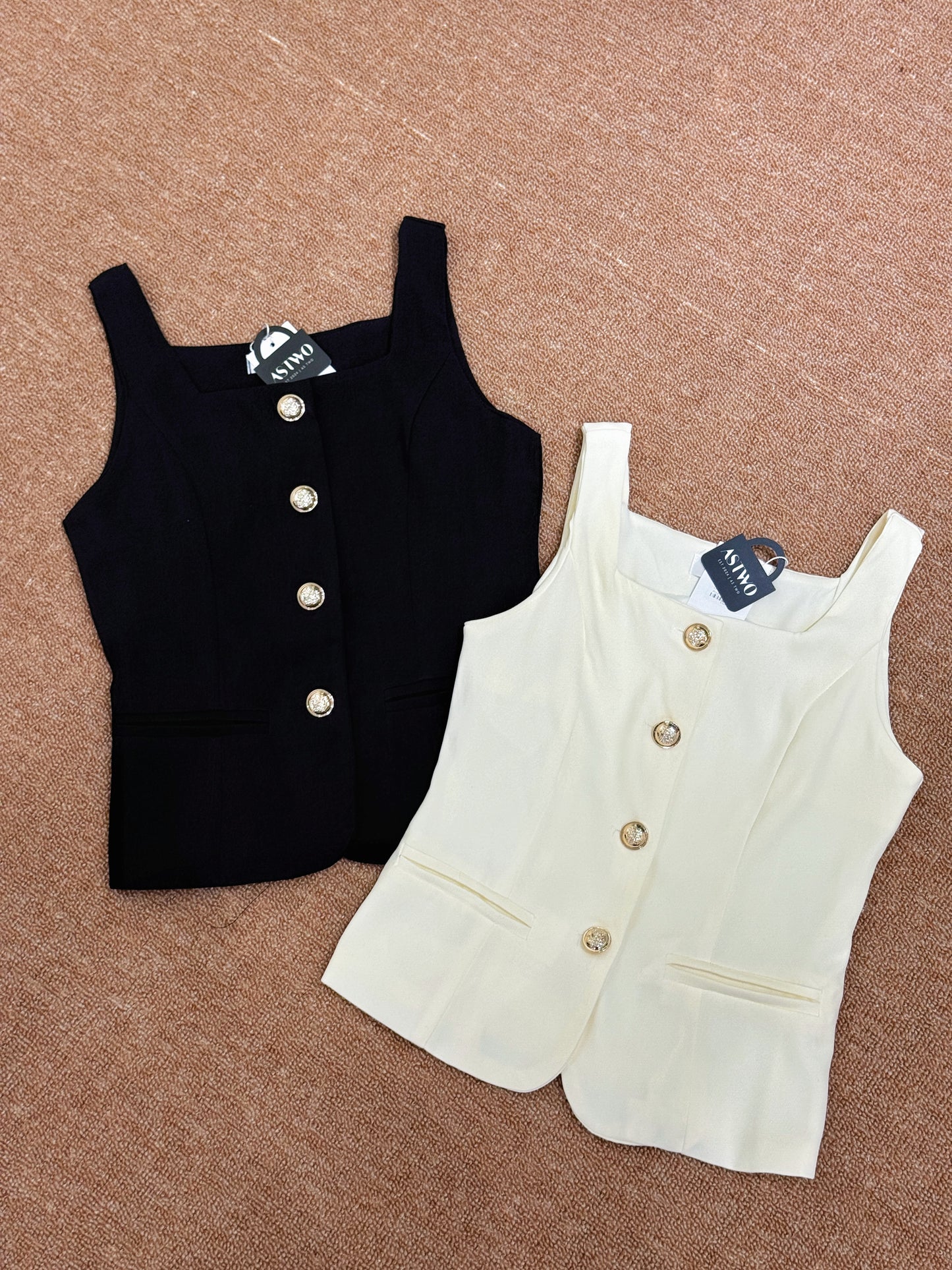 Chic Button Set