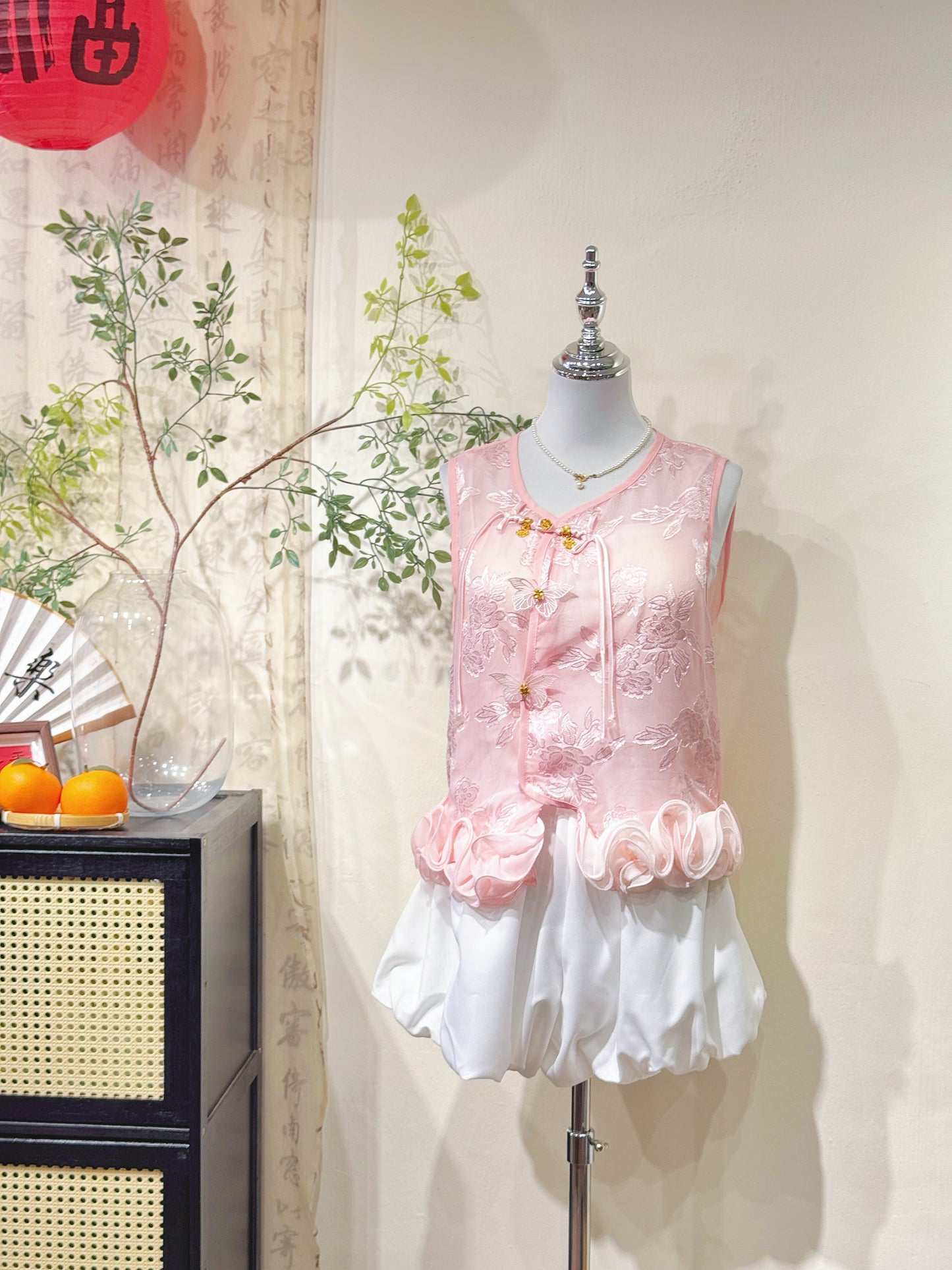 Pink Floral Knot Lace Vest