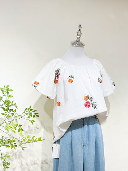 Linen Blossom Puff Sleeve Top