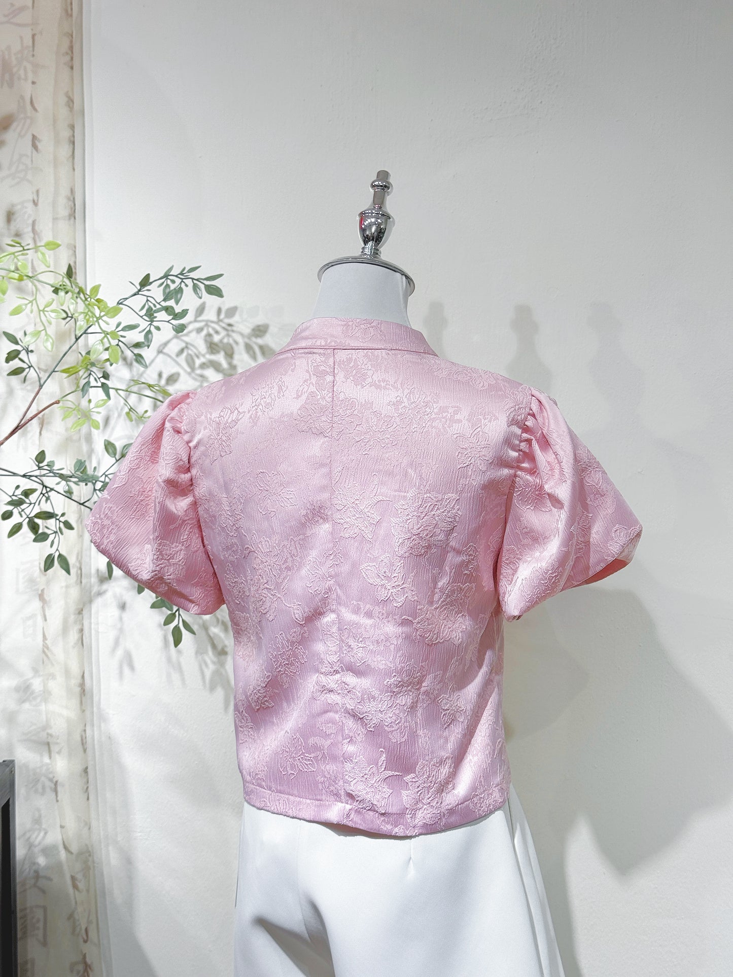 Jacquard Mandarin Puff Sleeve Tie Blouse