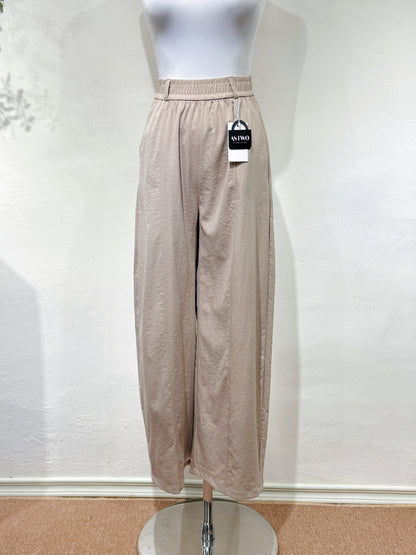 Elastic Waist Straight-Leg Pants