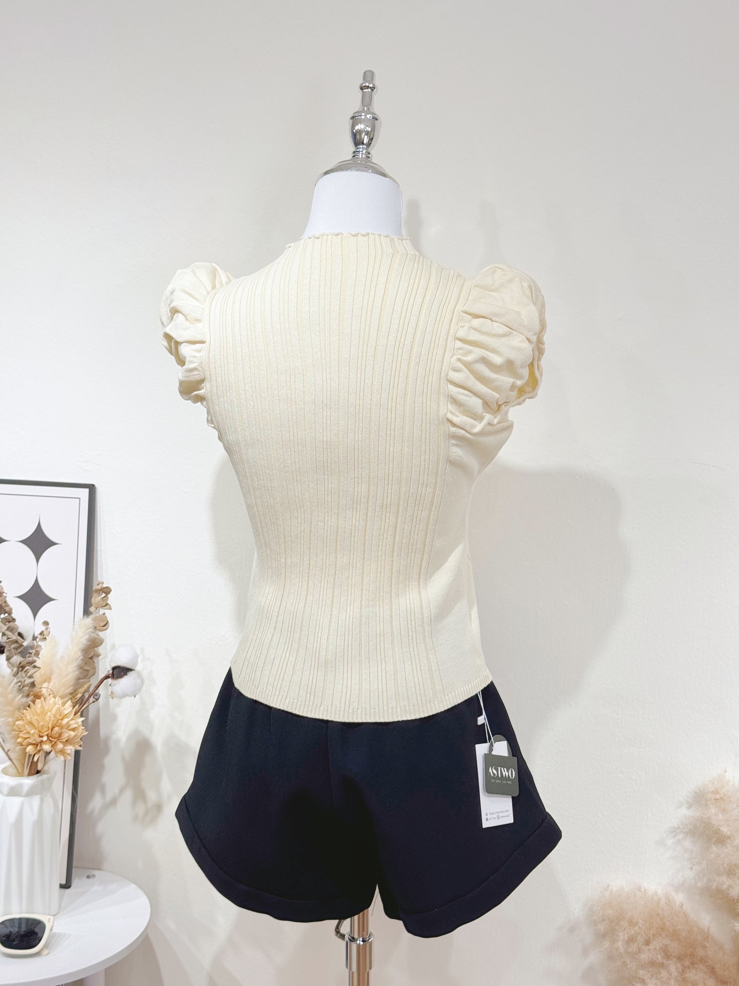 Puff Shoulder Knit Top