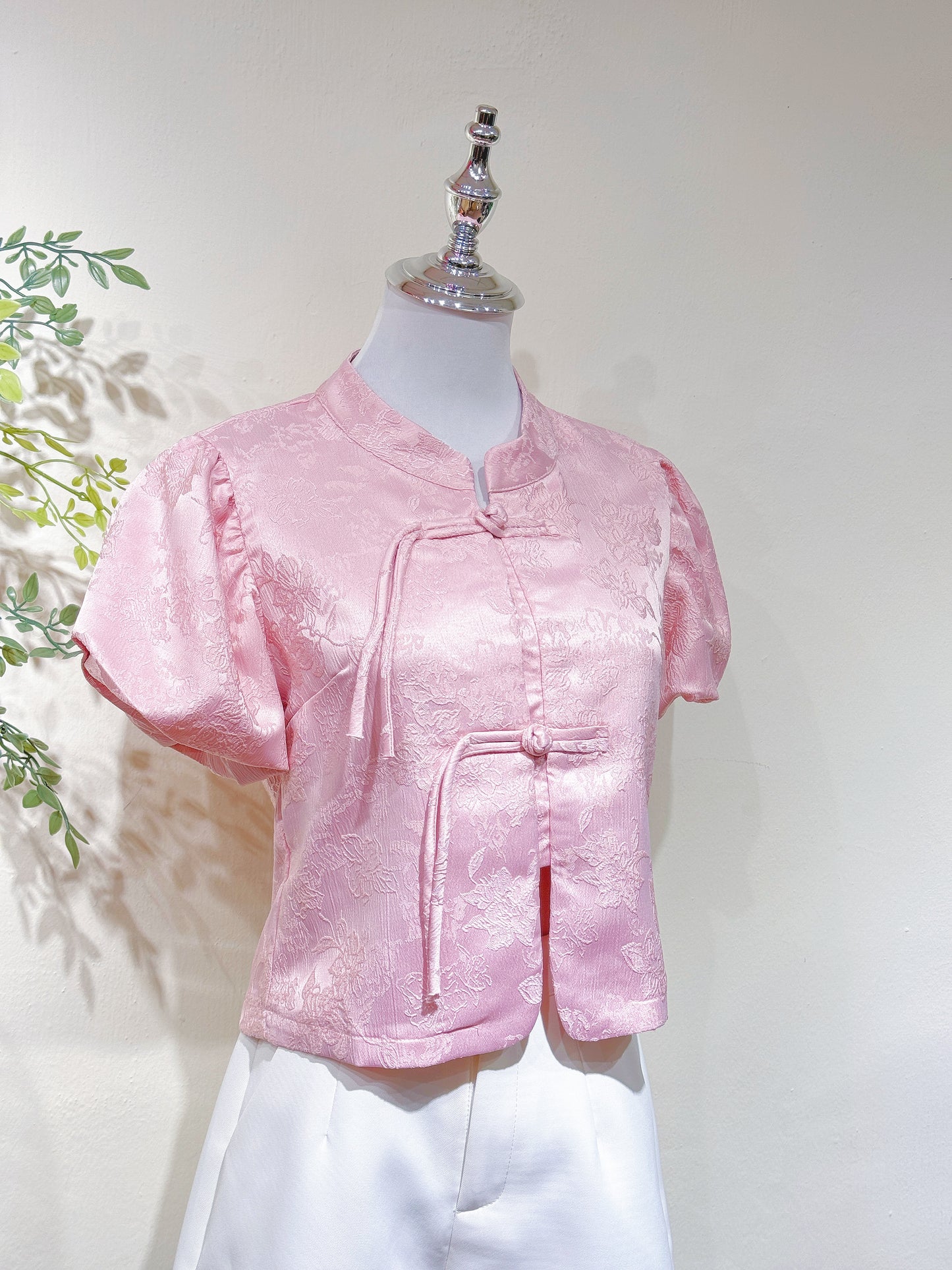 Jacquard Mandarin Puff Sleeve Tie Blouse