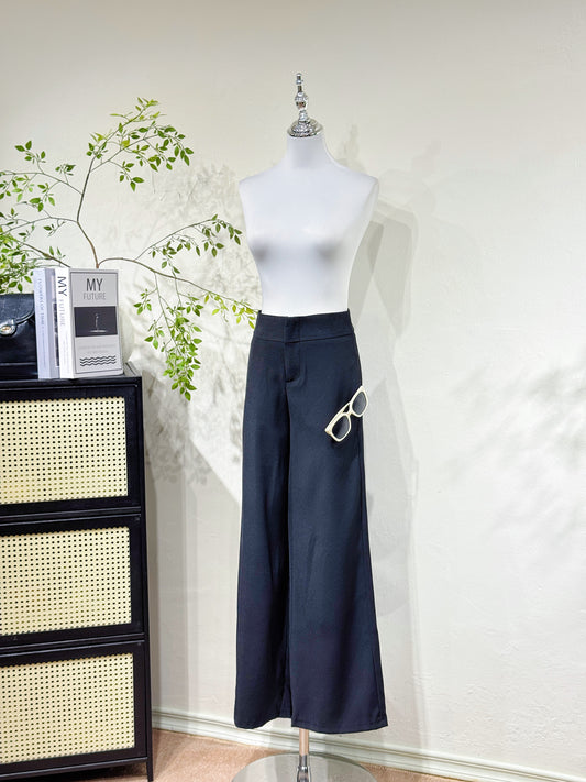 Clean Cut Wide-Leg Pants