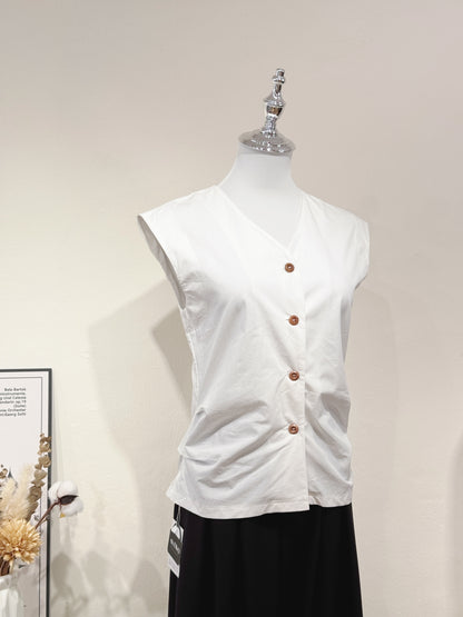 Wood Button V-Neck Top