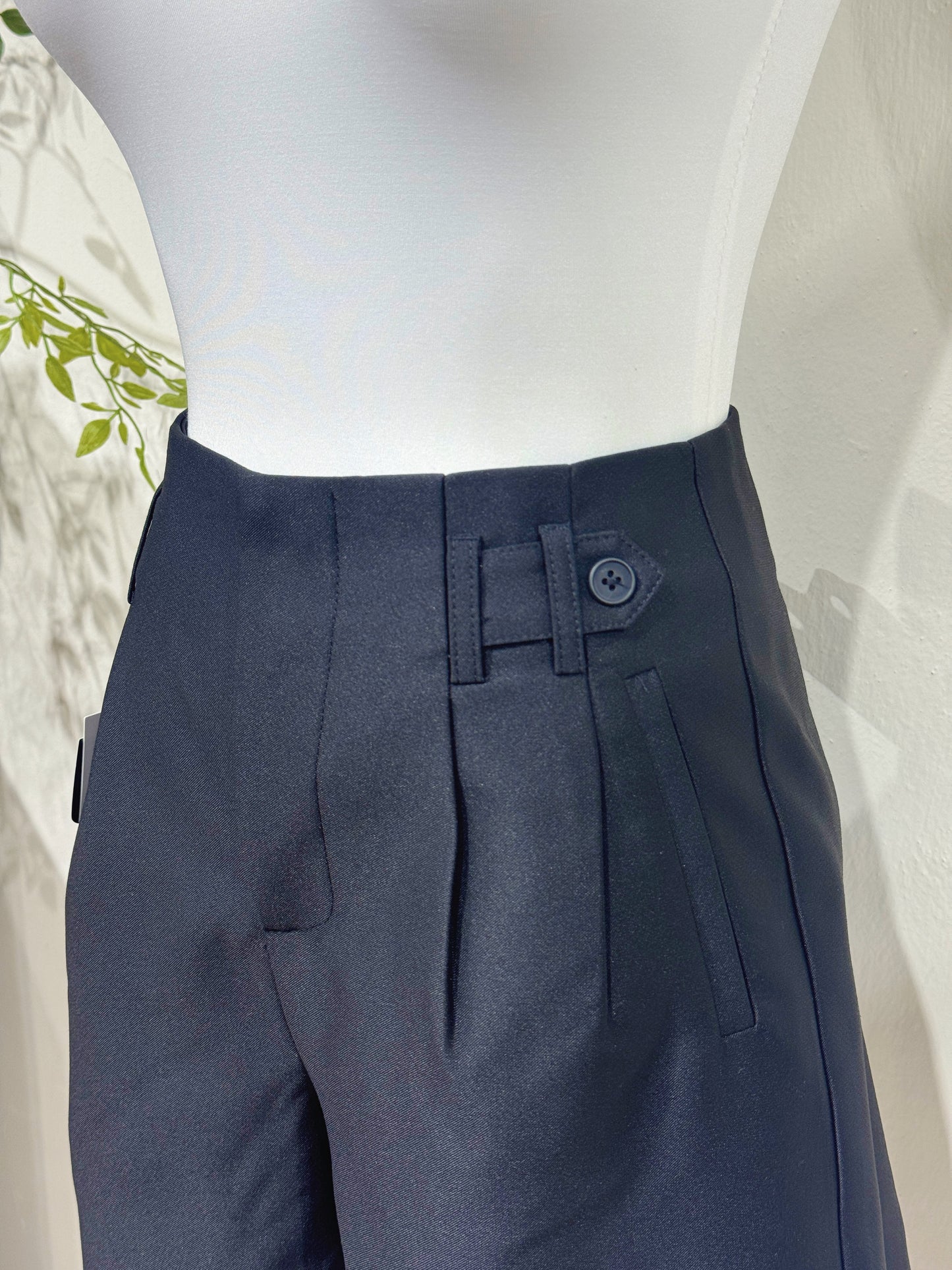 Side Button Tailored Shorts